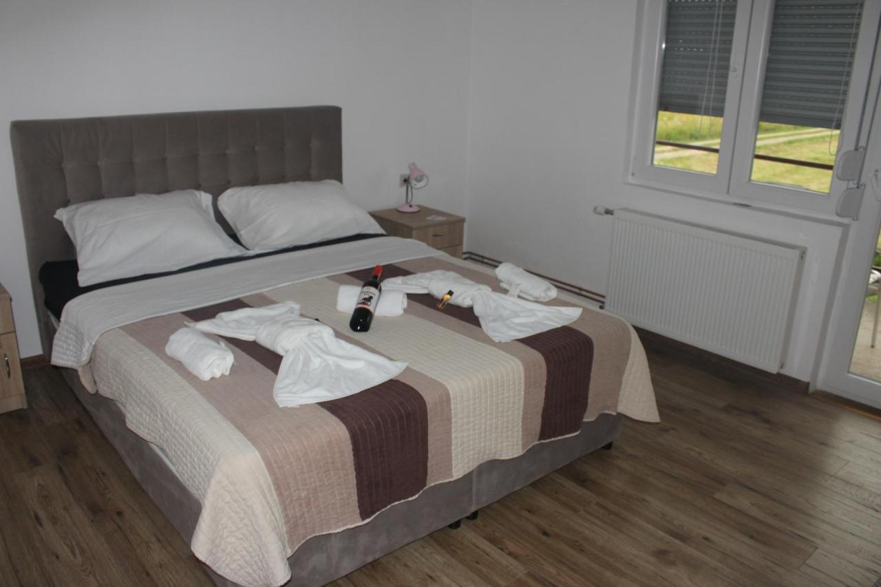 Apartmani Ramonda Teslić Esterno foto